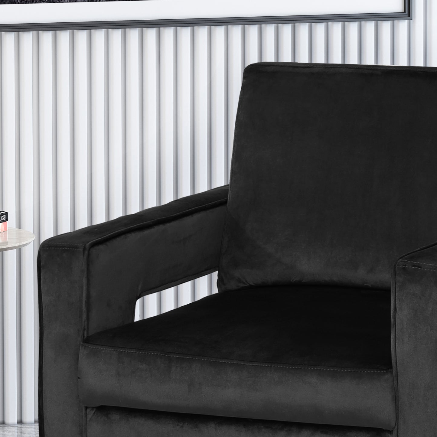 Franklin™ - Modern Velvet Club Chair with Geometric Design and Silver Accents