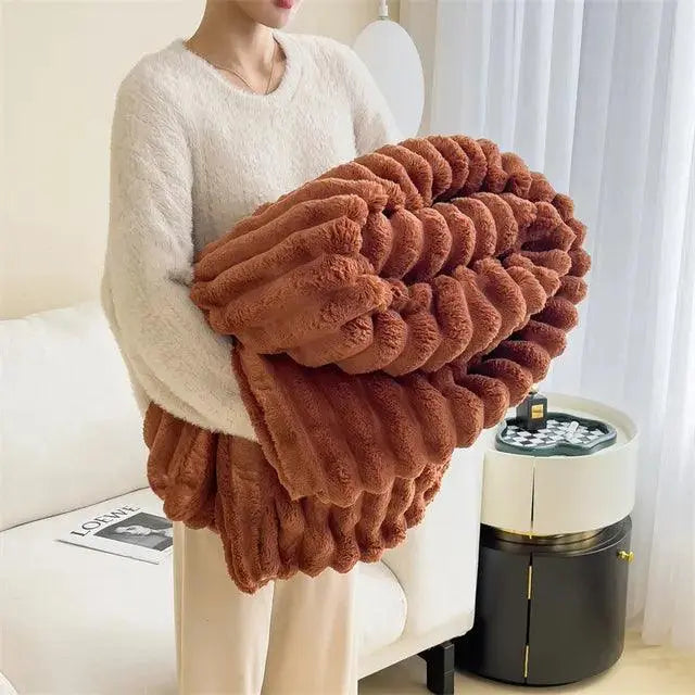 ComfortCuddle™ Fleece Blanket - Soft, Fluffy Warmth for Cozy Nights 4
