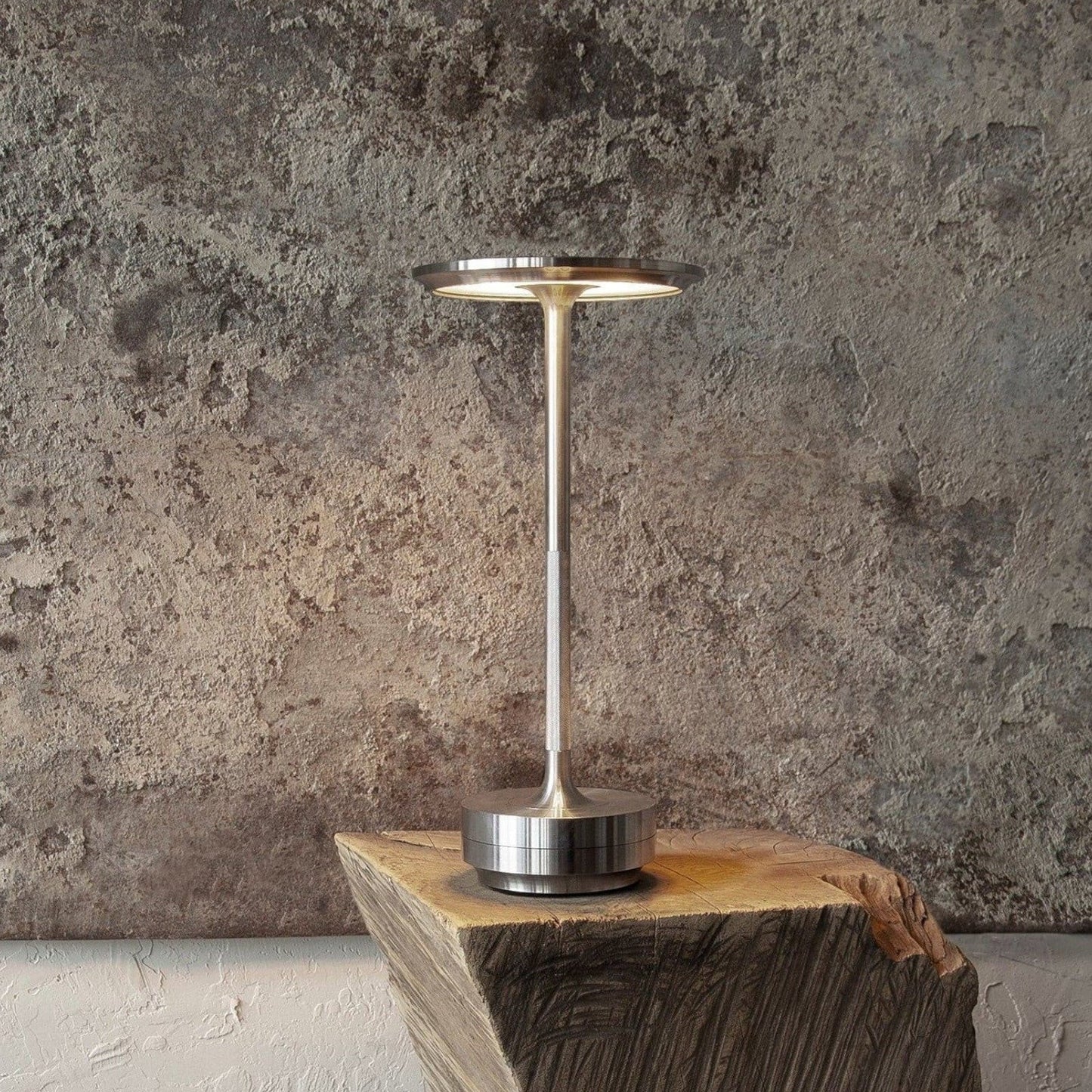 NordicaLight™ Wireless Table Lamp - Stylish Cordless Lamp for Home and Office 5