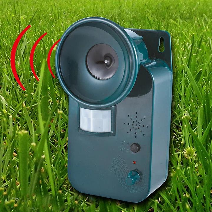 South Sunly™ 5000sqft Ultrasonic Pest Repeller for Outdoor Animal Control 1
